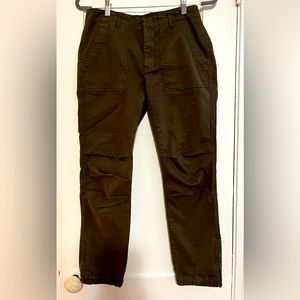 TNA olive green cargo like pants. sSze 6